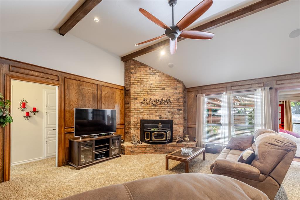 22 Greenbriar Street Property Photo 7