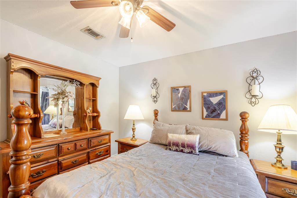 22 Greenbriar Street Property Photo 27