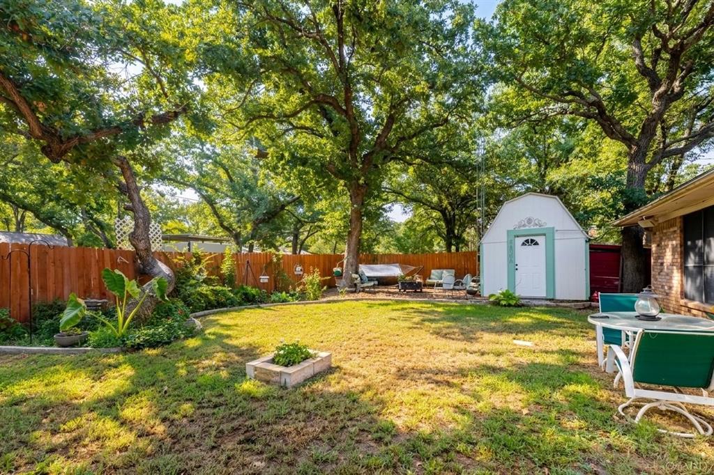 22 Greenbriar Street Property Photo 38