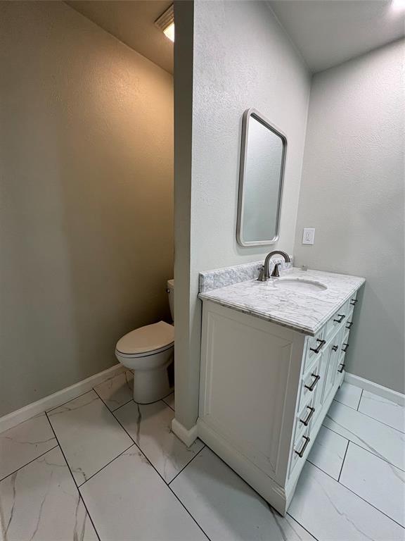615 Oak Forest Drive Property Photo 15