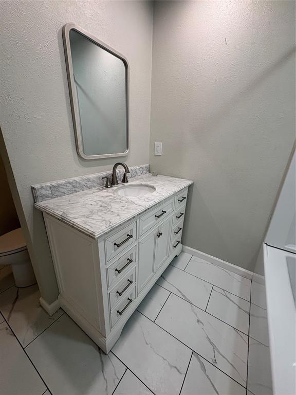 615 Oak Forest Drive Property Photo 16