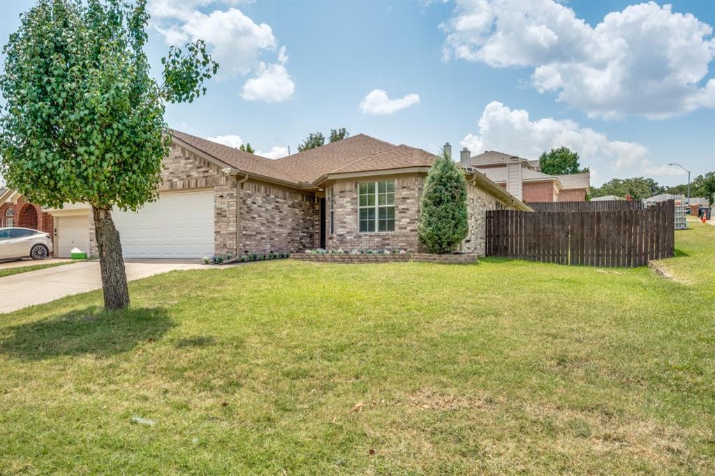 1520 Creekstone Court Property Photo 1