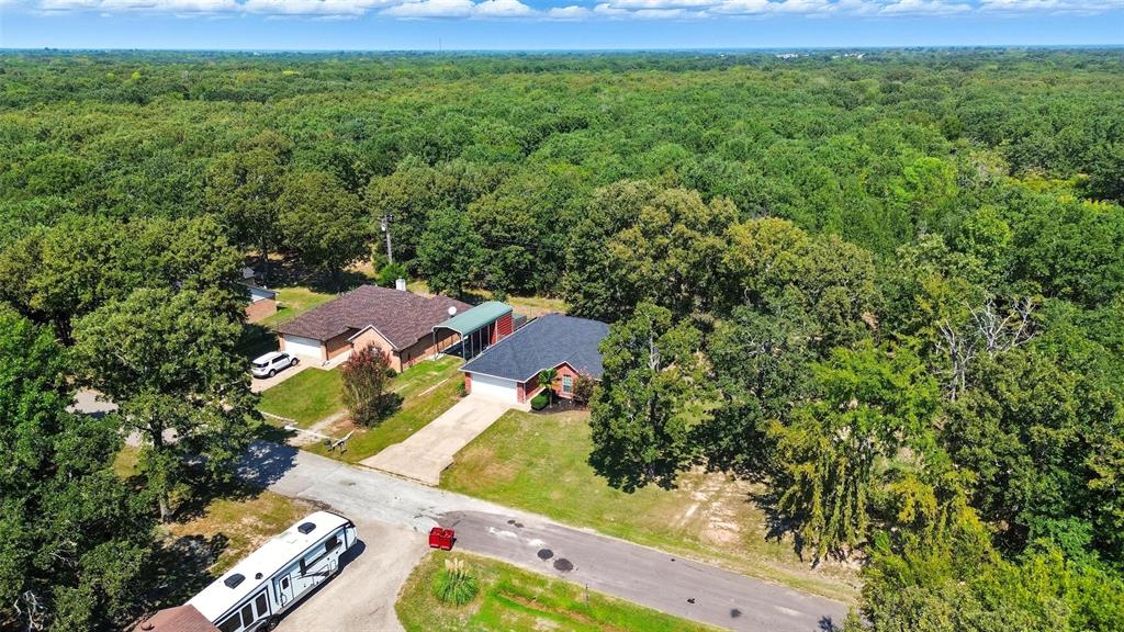 332 Comanche Trail Property Photo 13