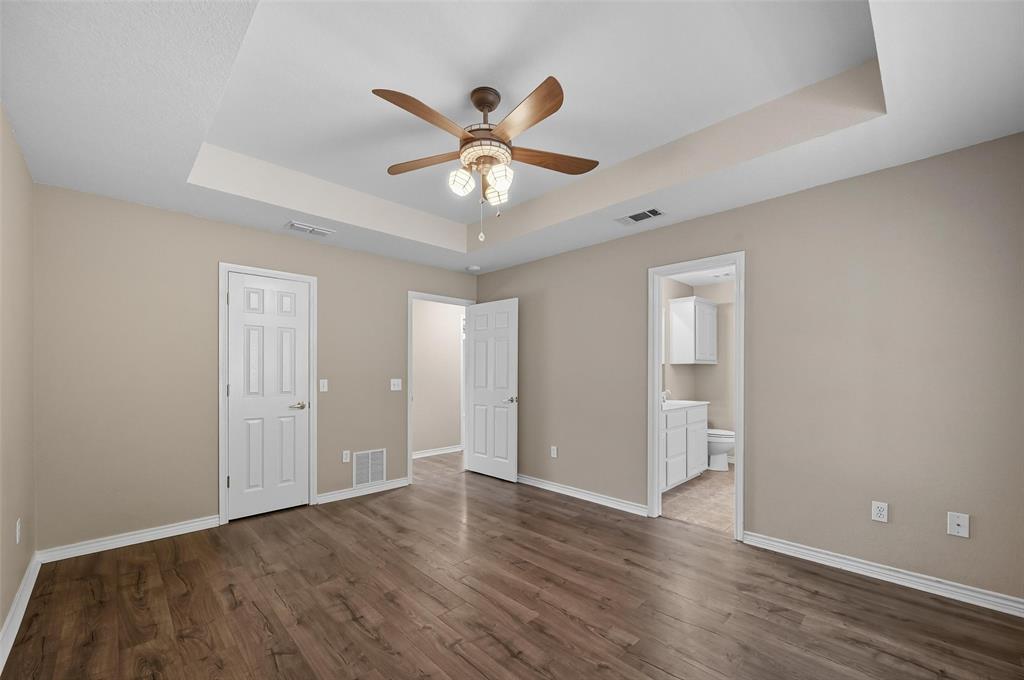 332 Comanche Trail Property Photo 40