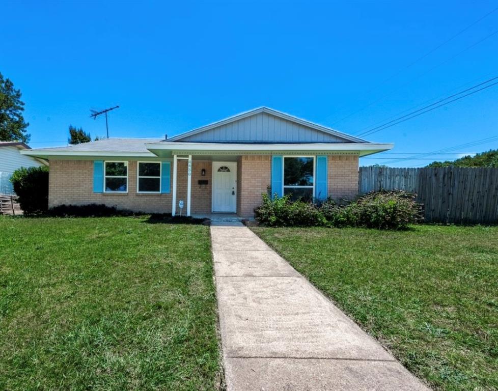 4430 Windsor Drive Property Photo 1