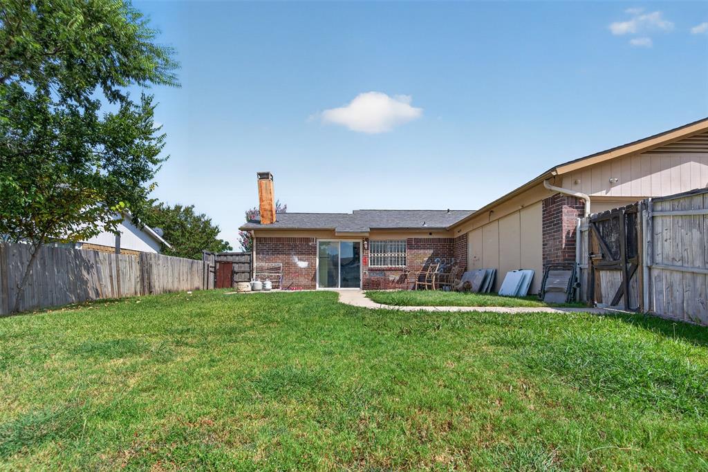 2224 Crockett Drive Property Photo 7