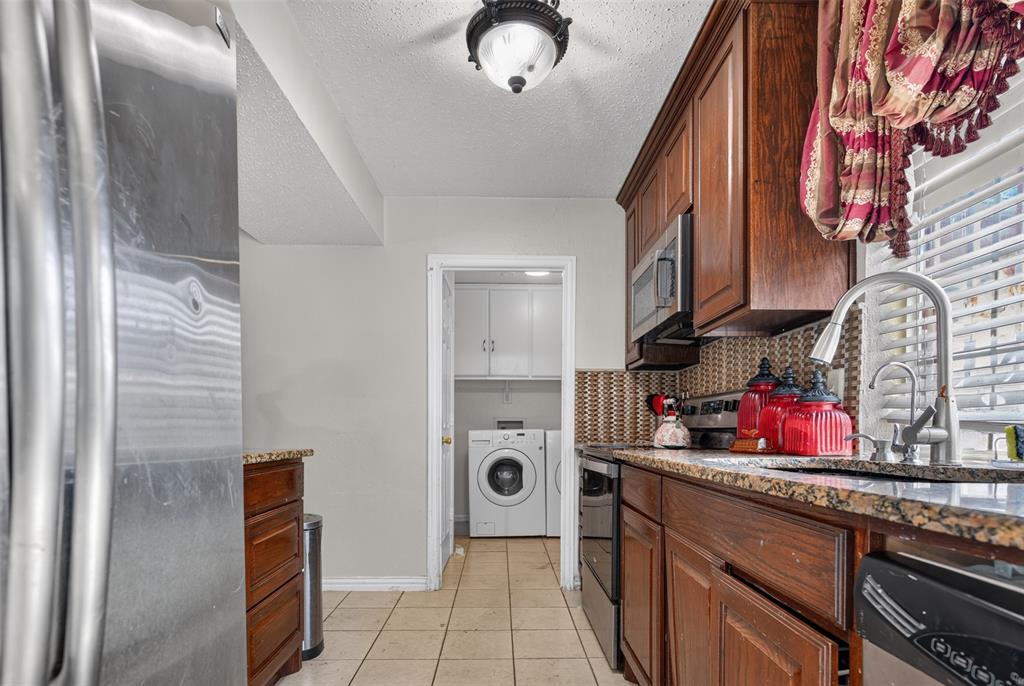 2224 Crockett Drive Property Photo 14