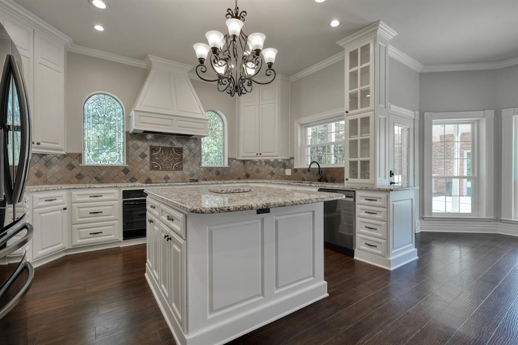 1881 Valley View Lane Property Photo 15