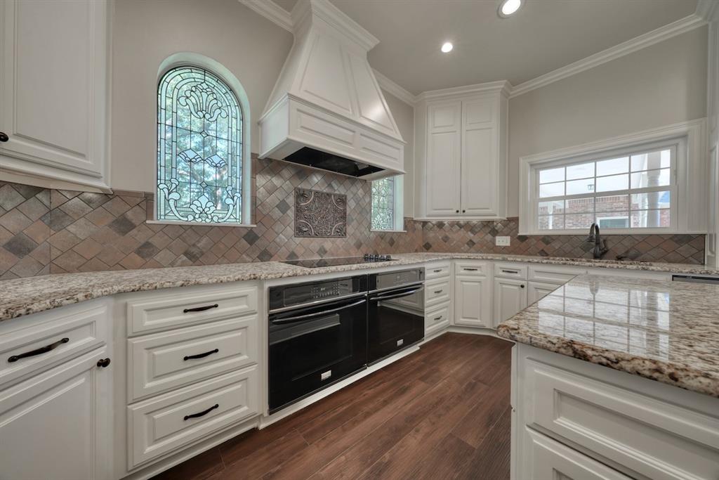 1881 Valley View Lane Property Photo 16