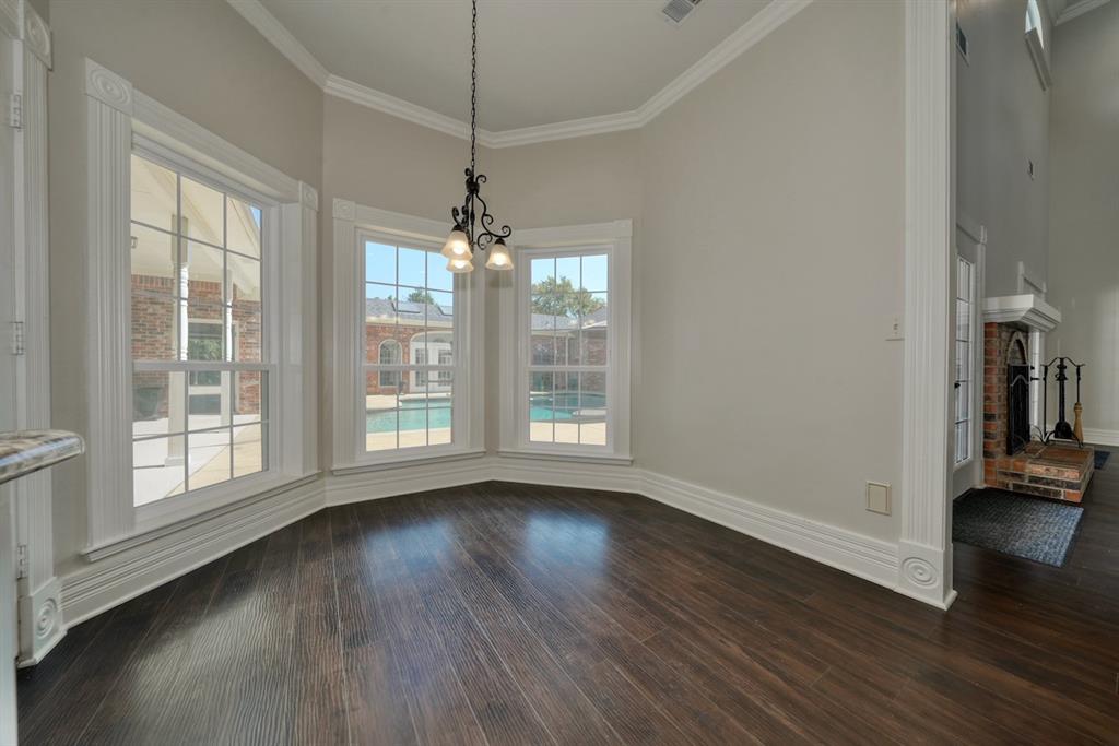 1881 Valley View Lane Property Photo 19