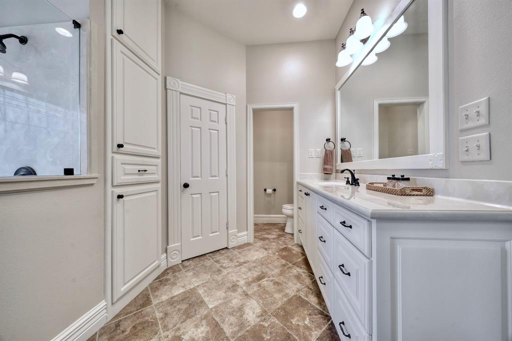 1881 Valley View Lane Property Photo 27