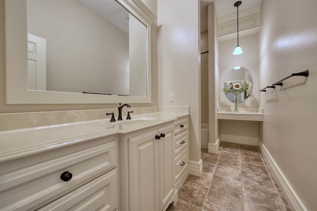 1881 Valley View Lane Property Photo 29