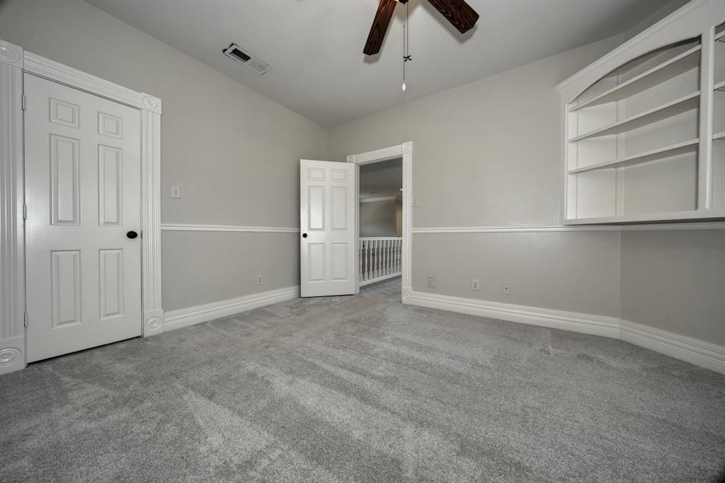 1881 Valley View Lane Property Photo 32