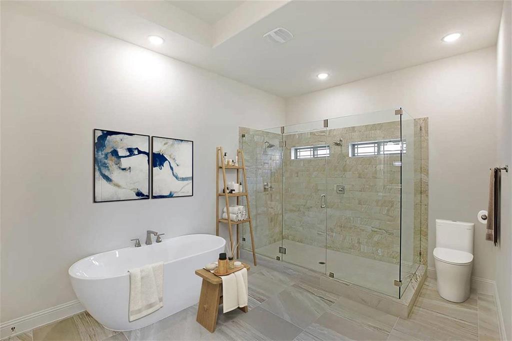 5012 Lynwood Drive Property Photo 7