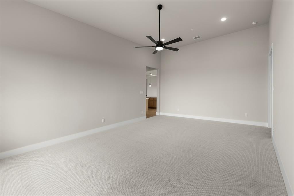 5012 Lynwood Drive Property Photo 23