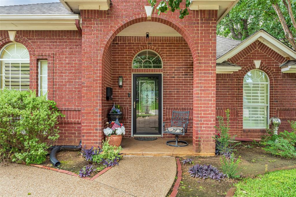 6703 Landover Hills Lane Property Photo 3
