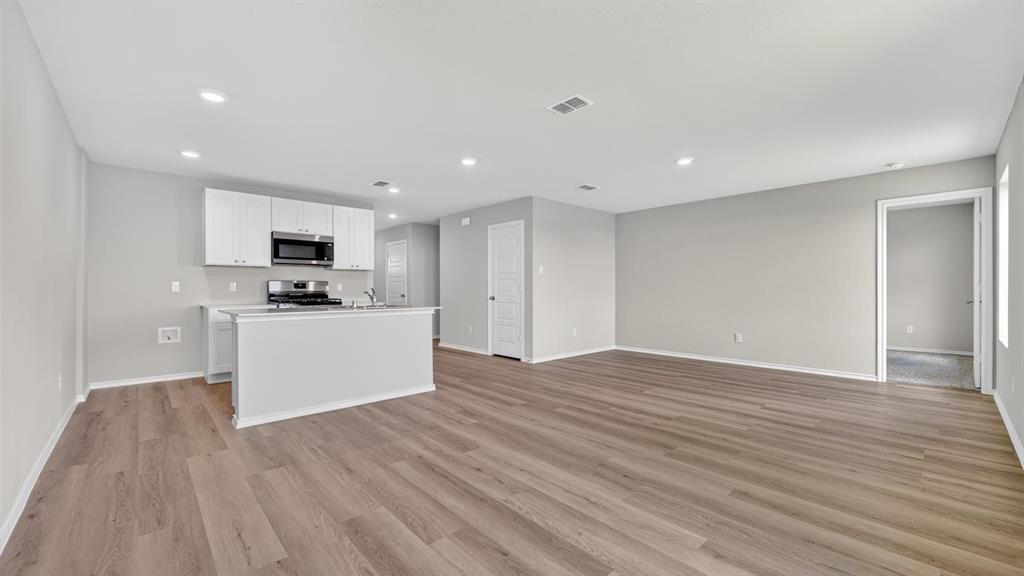 176 Pinehurst Drive Property Photo 12