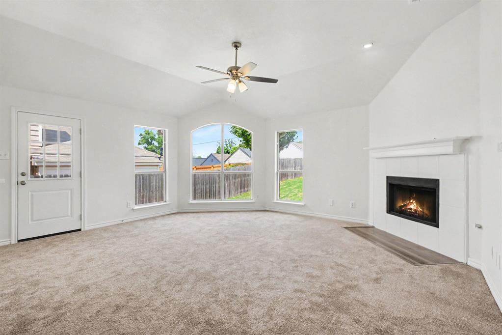 2033 Piedmont Drive Property Photo 7