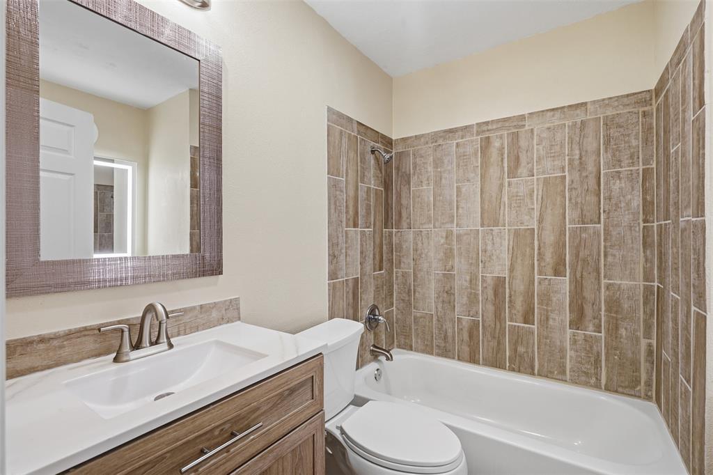 840 Crosby Avenue Property Photo 8