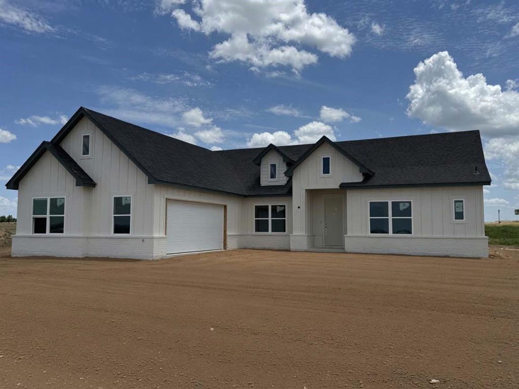 145 Legends Way Property Photo 1