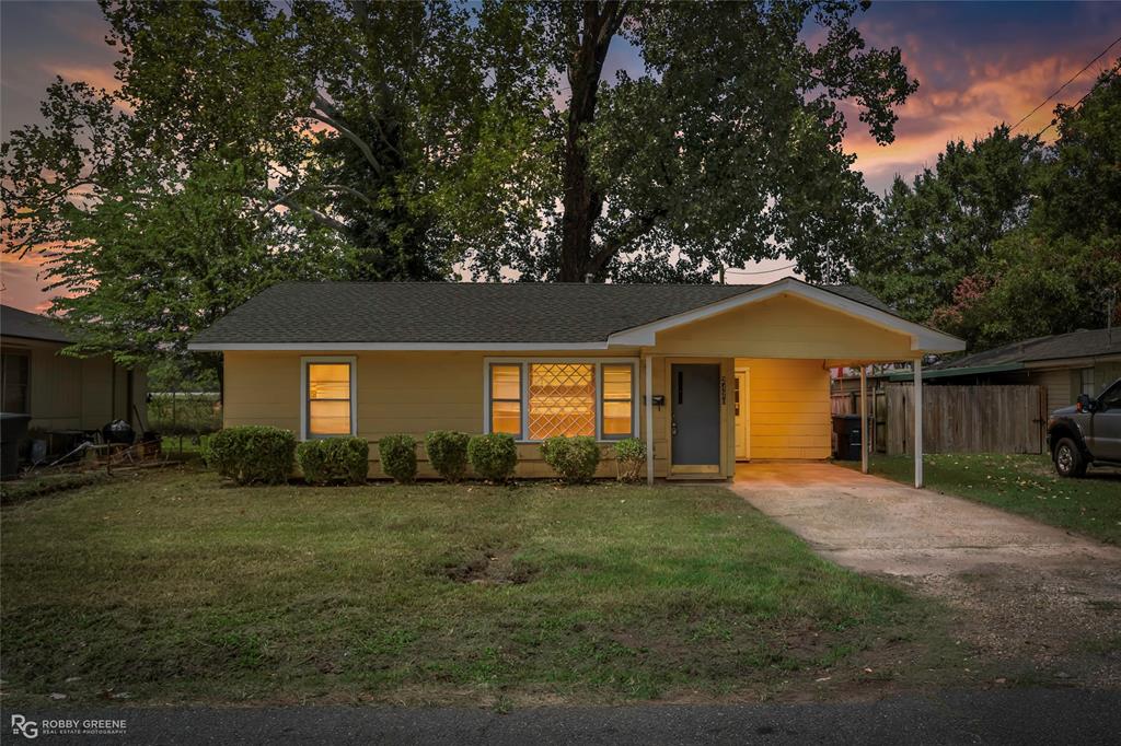2420 River Street Property Photo 1