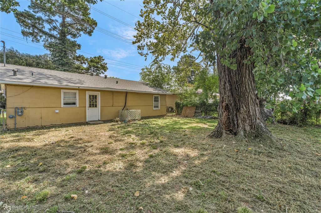 2420 River Street Property Photo 19