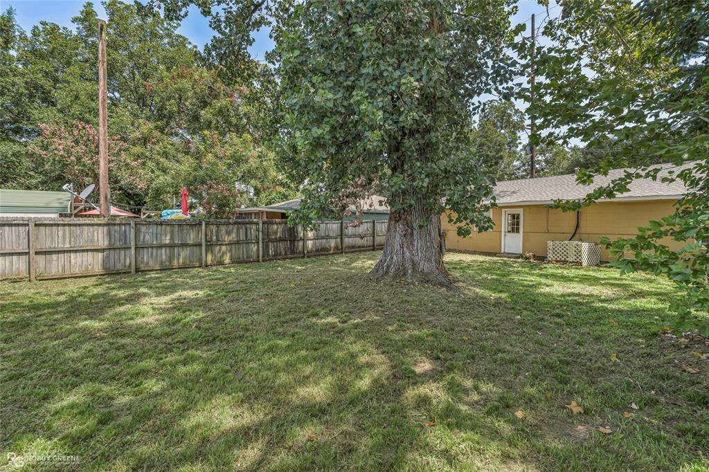 2420 River Street Property Photo 20