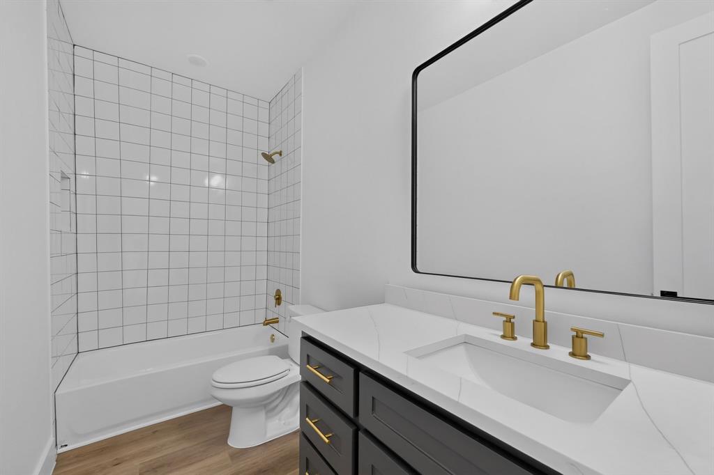 5104 Philip Avenue Property Photo 16