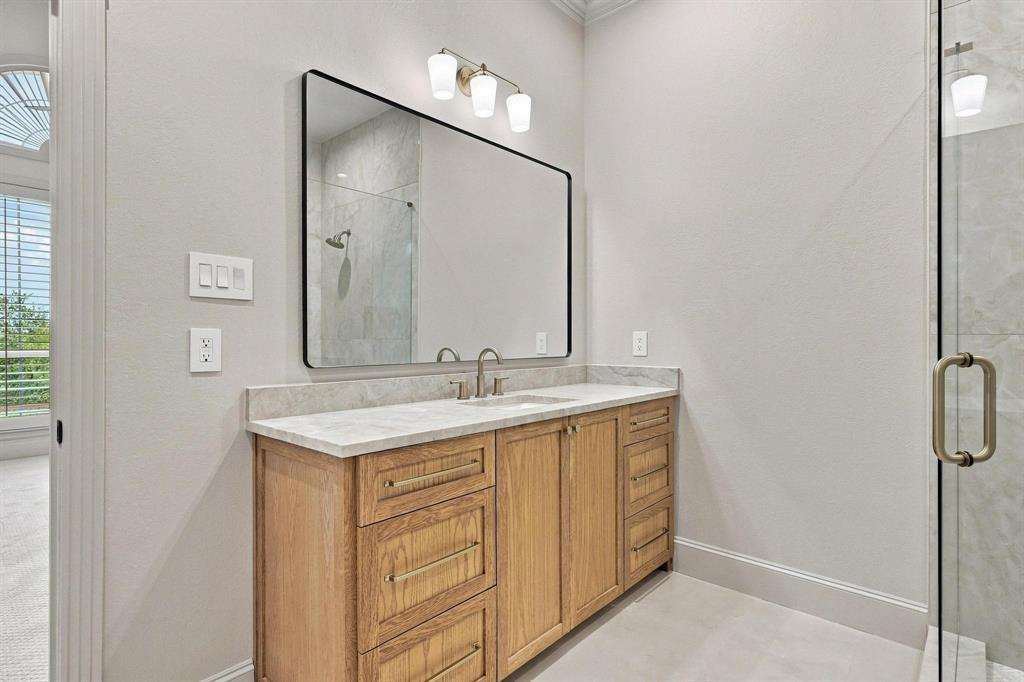 8295 Mountain View Road Property Photo 24