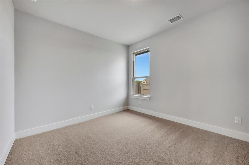 4136 Seminole Street Property Photo 39