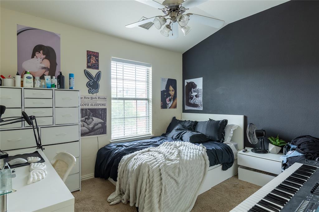 2529 Jacobson Drive Property Photo 11