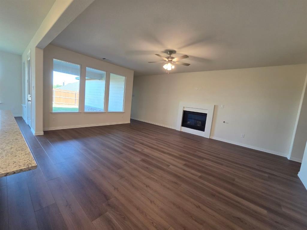 3006 Leopard Lane Property Photo 5