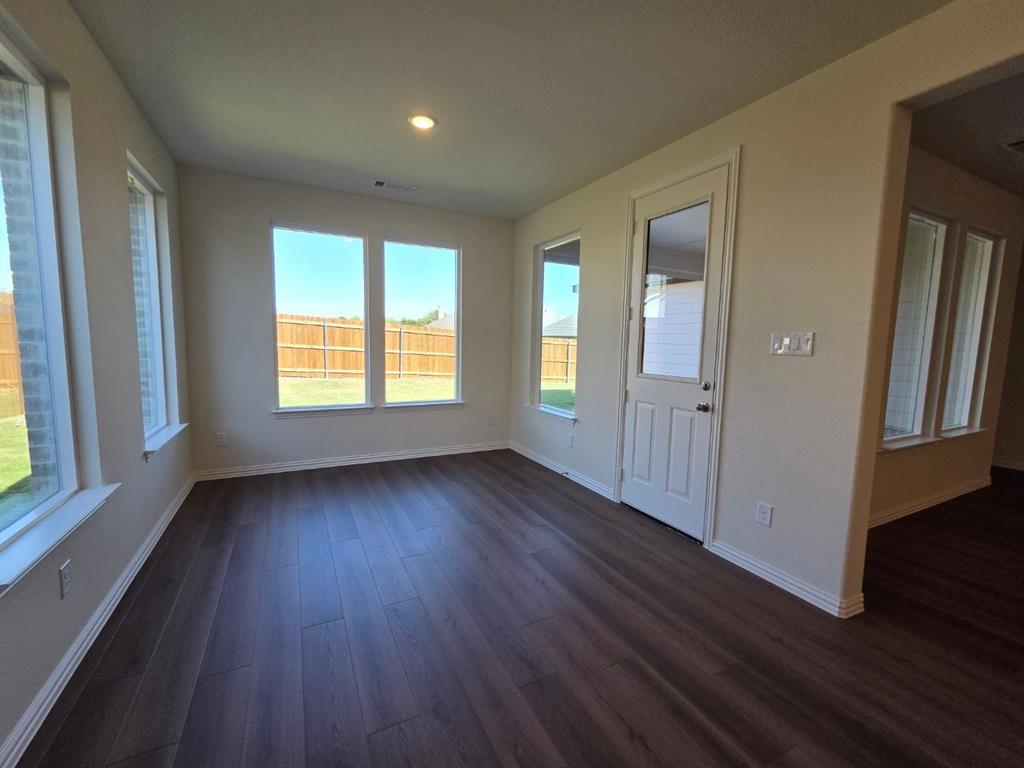 3006 Leopard Lane Property Photo 6