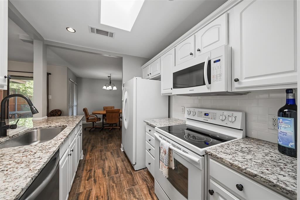 23 Park Lane Property Photo 16