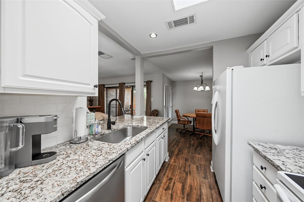 23 Park Lane Property Photo 17