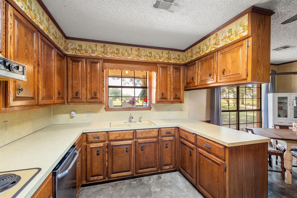 792 Evening Star Property Photo 8