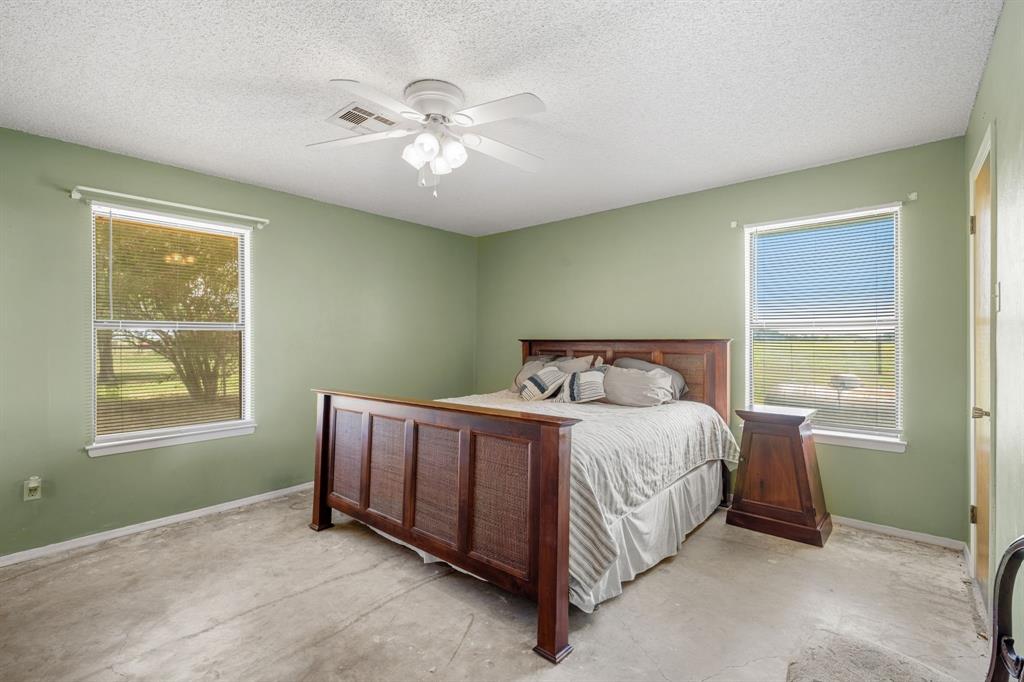 792 Evening Star Property Photo 13
