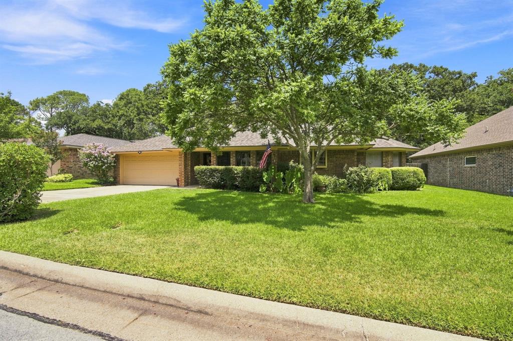 3509 Tomlinson Court Property Photo 4
