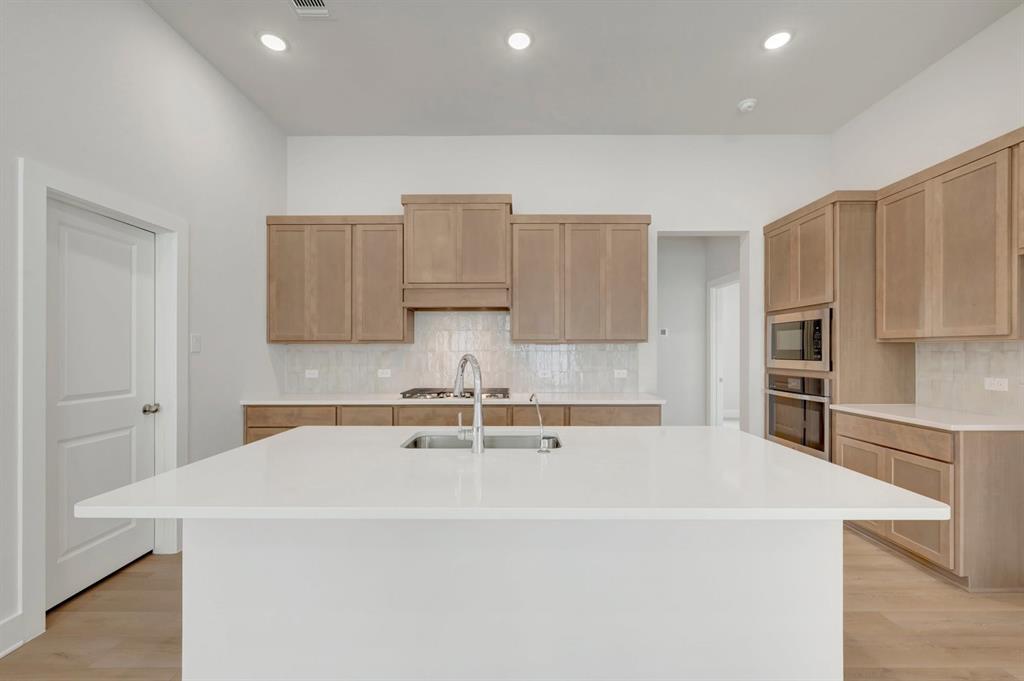 1733 Nesting Robin Lane Property Photo 10