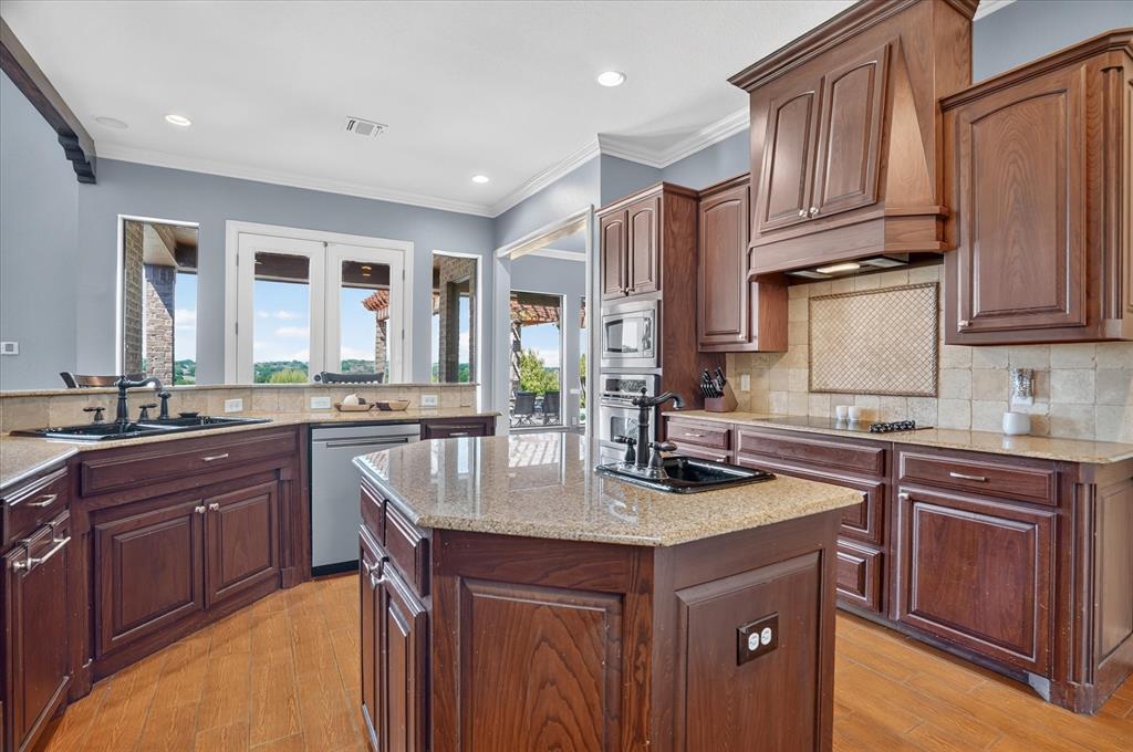 10808 Hawkins Home Boulevard Property Photo 14