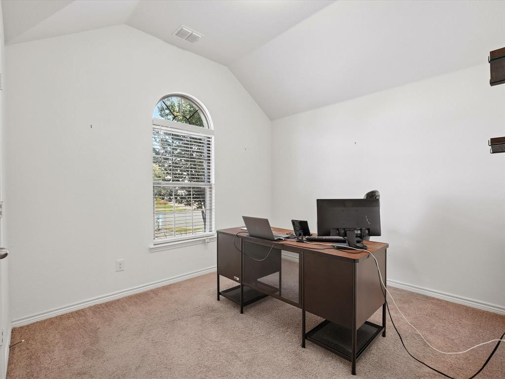 7017 Green Field Street Property Photo 5