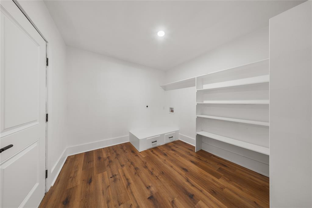 1314 Arborvitae Avenue Property Photo 10