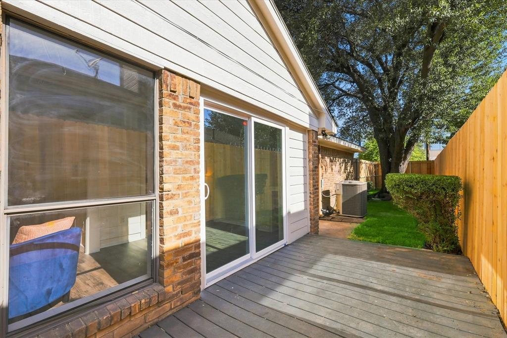 2945 Allister Street Property Photo 15