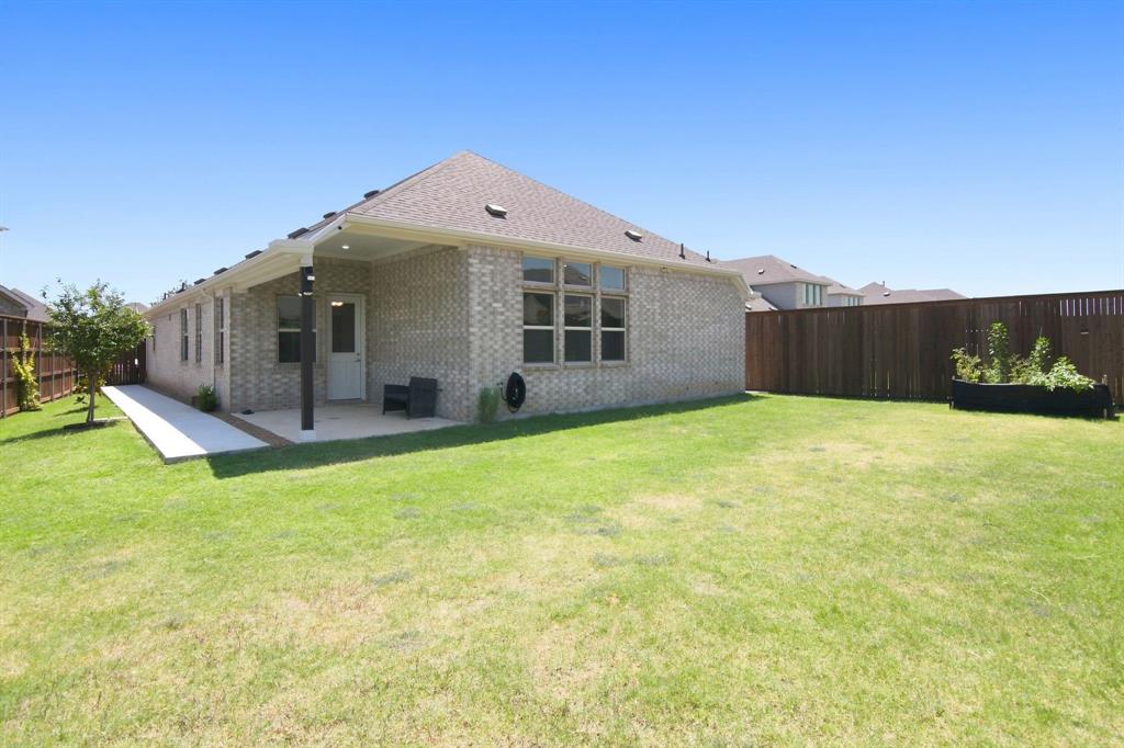 944 Tara Court Property Photo 1