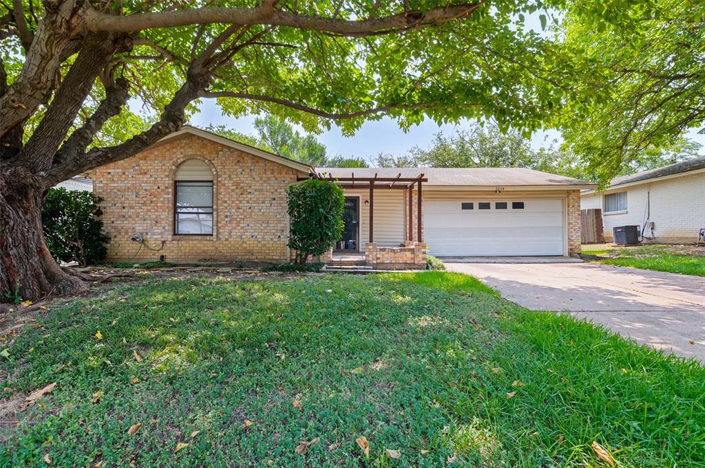 1514 Natches Drive Property Photo 1