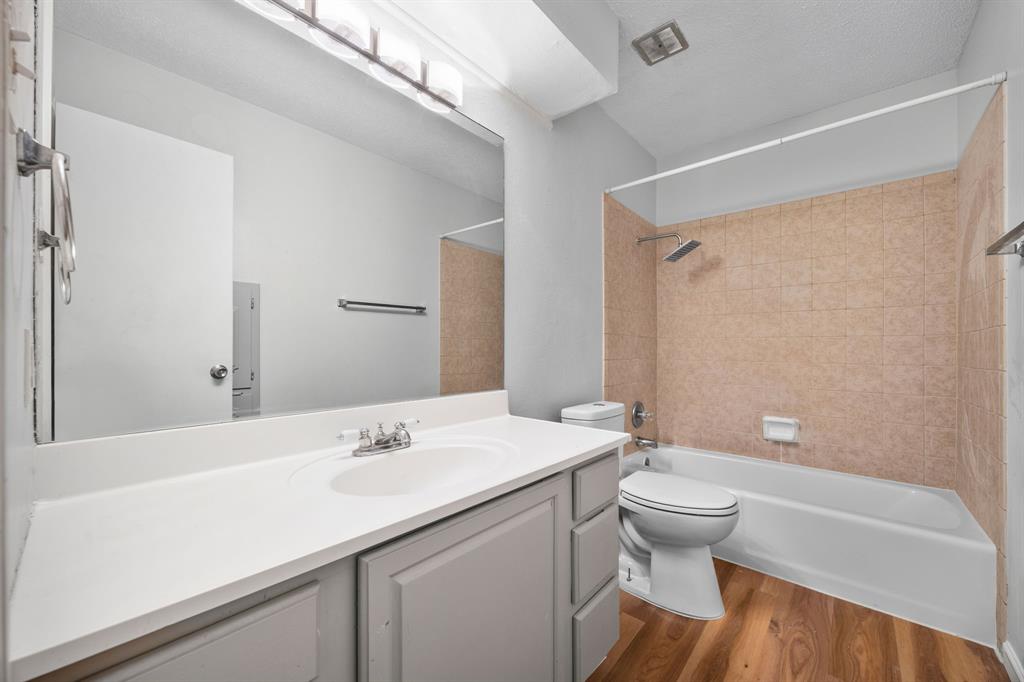 2019 Fleur De Lis Court Property Photo 19