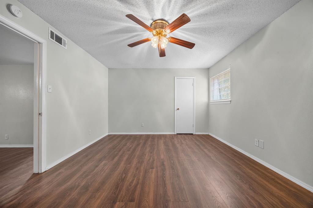 2019 Fleur De Lis Court Property Photo 27