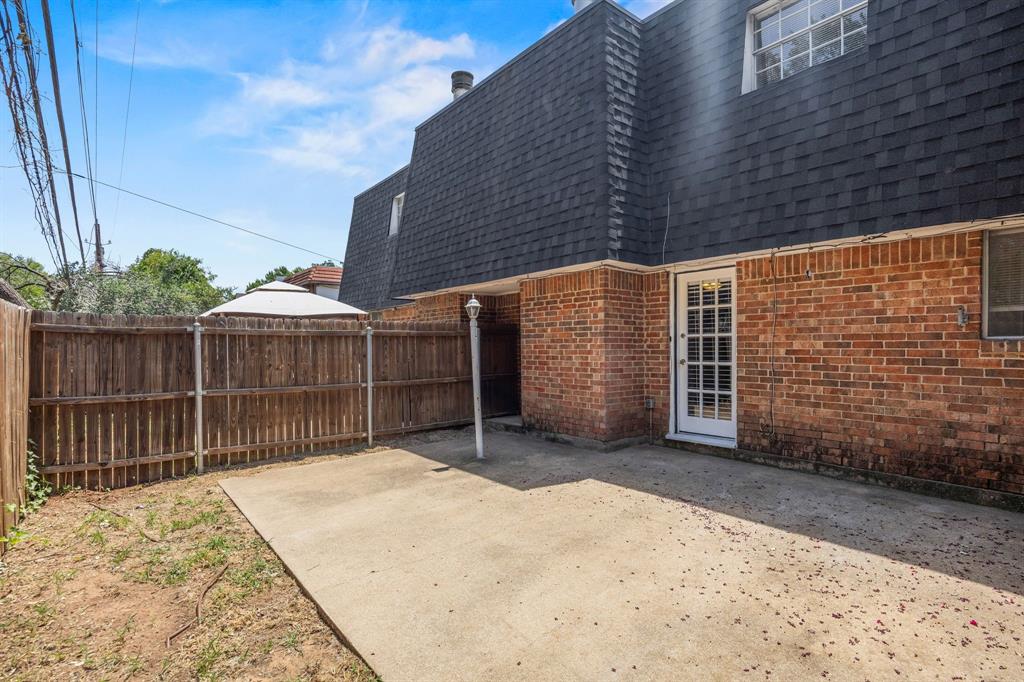 2019 Fleur De Lis Court Property Photo 33