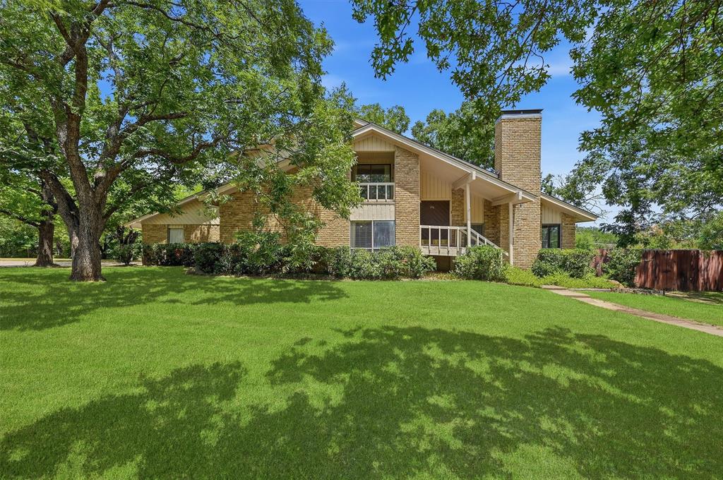 146 River Hills Drive Property Photo 1
