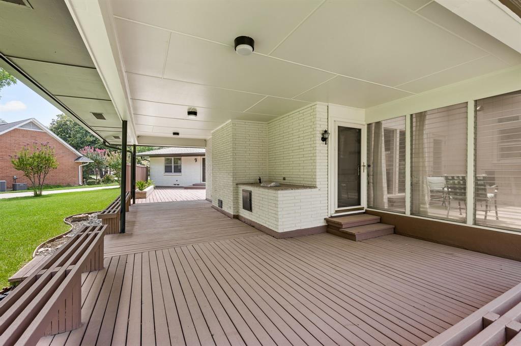416 Brook Lane Property Photo 31